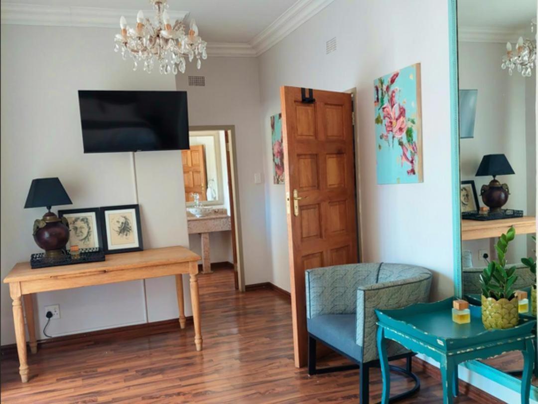 Art And Soul Restaurant, Accommodation, French Bar And Art Gallery Parys Camera foto