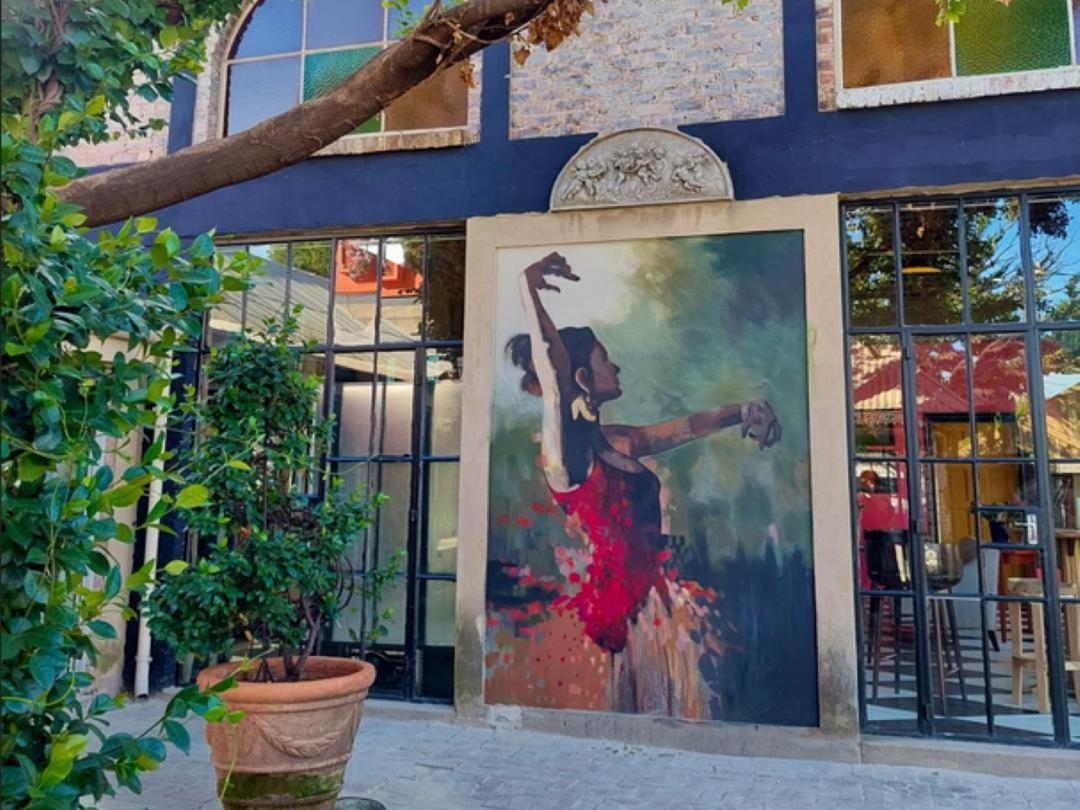 Art And Soul Restaurant, Accommodation, French Bar And Art Gallery Parys Esterno foto